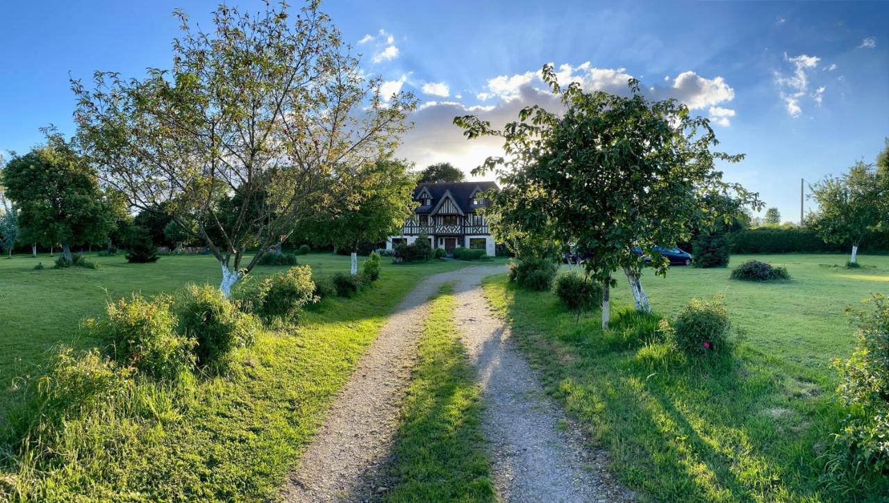 Bed and Breakfast Manoir Melphil Saint-Étienne-la-Thillaye Zewnętrze zdjęcie